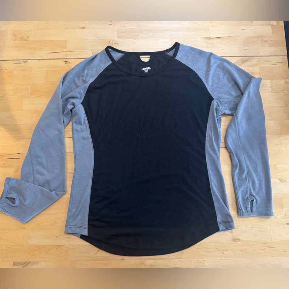 Merino Wool Black and Gray Athletic Top